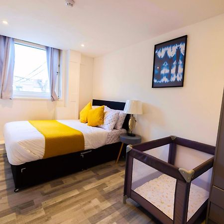 3 Bedroomflat-Free Parking-Wifi-Parking-8People London Eksteriør bilde
