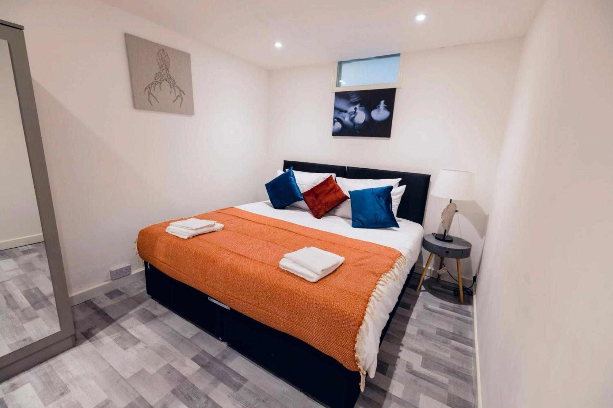 3 Bedroomflat-Free Parking-Wifi-Parking-8People London Eksteriør bilde